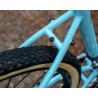 Vélo Trekking FOUR CORNERS 650B bleu-turquoise MARIN BIKES 2024
