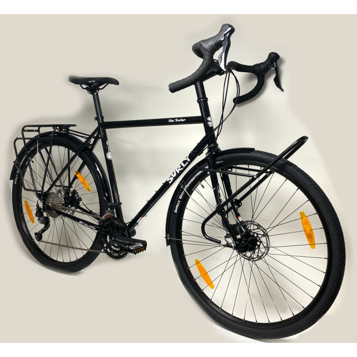 Vélo Trekking DISC TRUCKER upgrade noir SURLY 2025