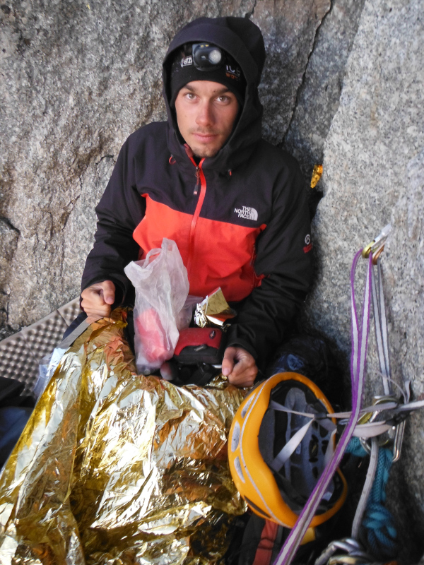 Raphaël au 1er bivouac de Divine Providence !