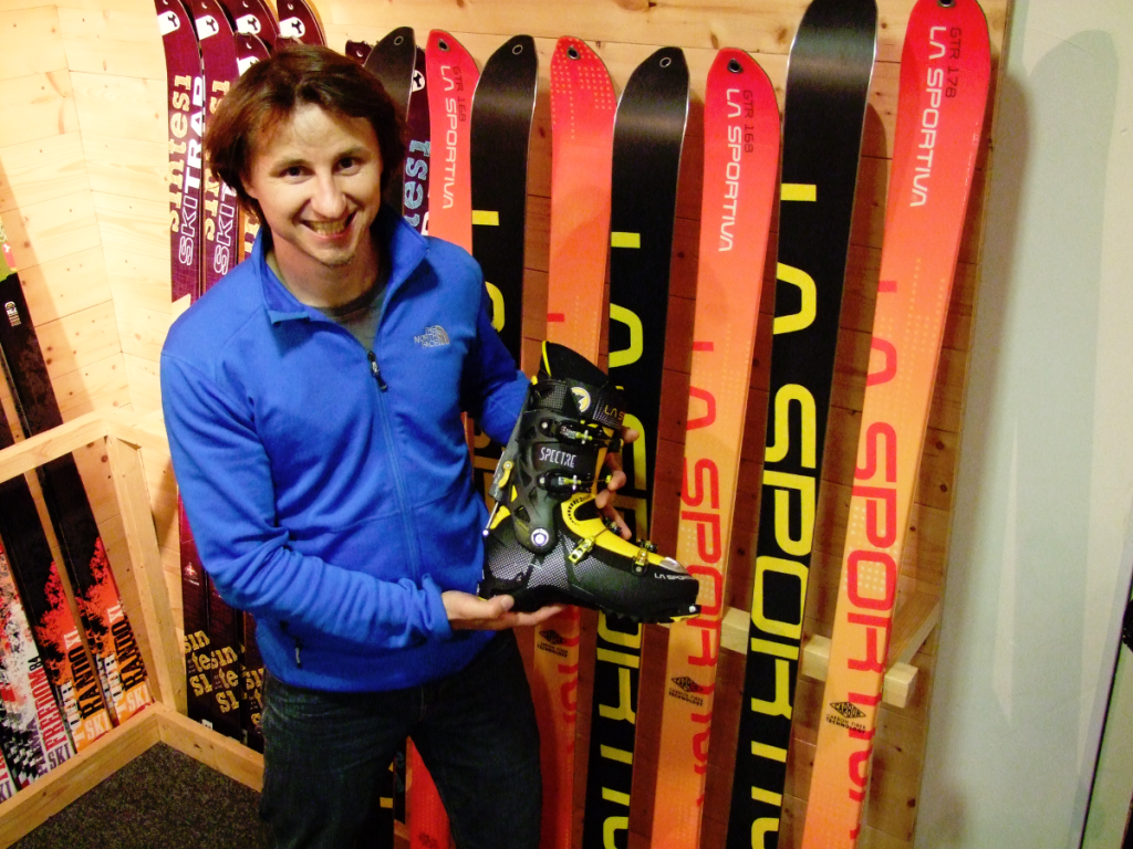 Fabien et son sourire pour vous présenter la nouvelle et sublime chaussure Spectre de La Sportiva