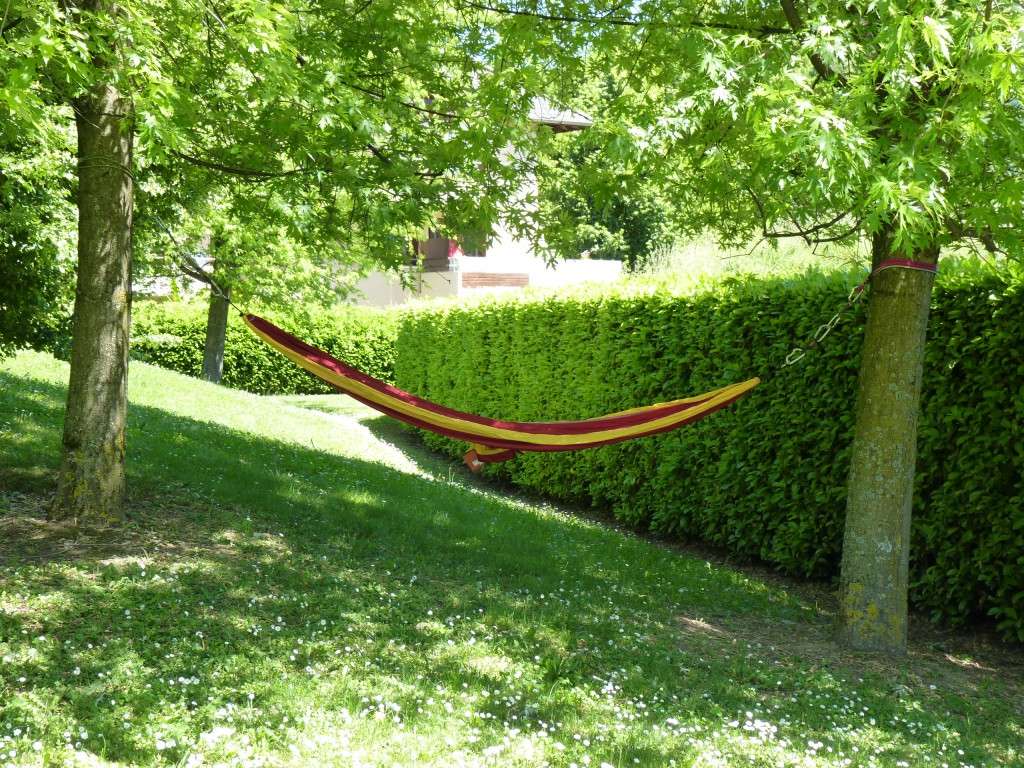 Pensez-y ! Là où le camping est interdit, le bivouac est souvent autorisé...