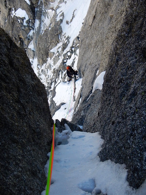 Avant le Crux,  à droite la dalle, ou la fausse bonne idée.