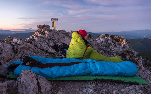 Sac de couchage grand froid dans les Alpes