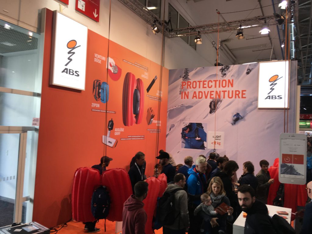 Stand ABS Airbag sur Ispo Munich