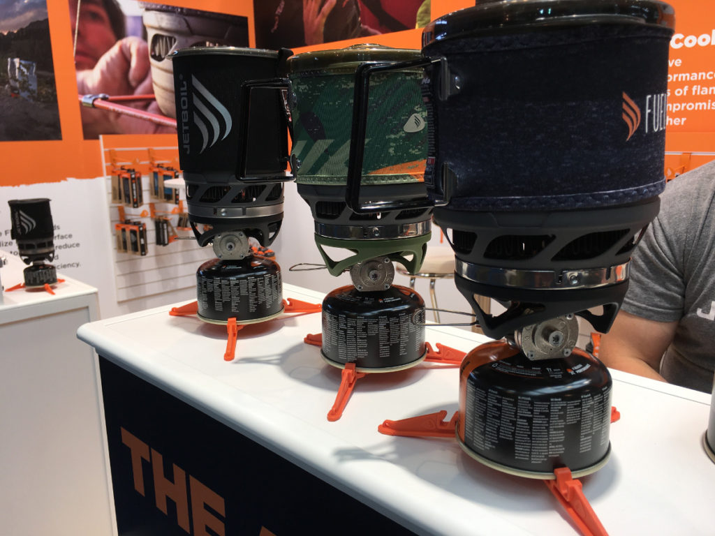 réchaud Jetboil avec régulateurs