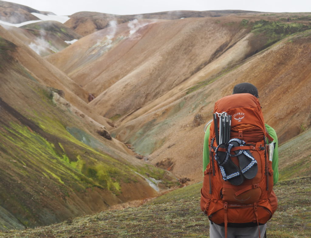 Sac à dos Osprey Aether AG 70 chargé