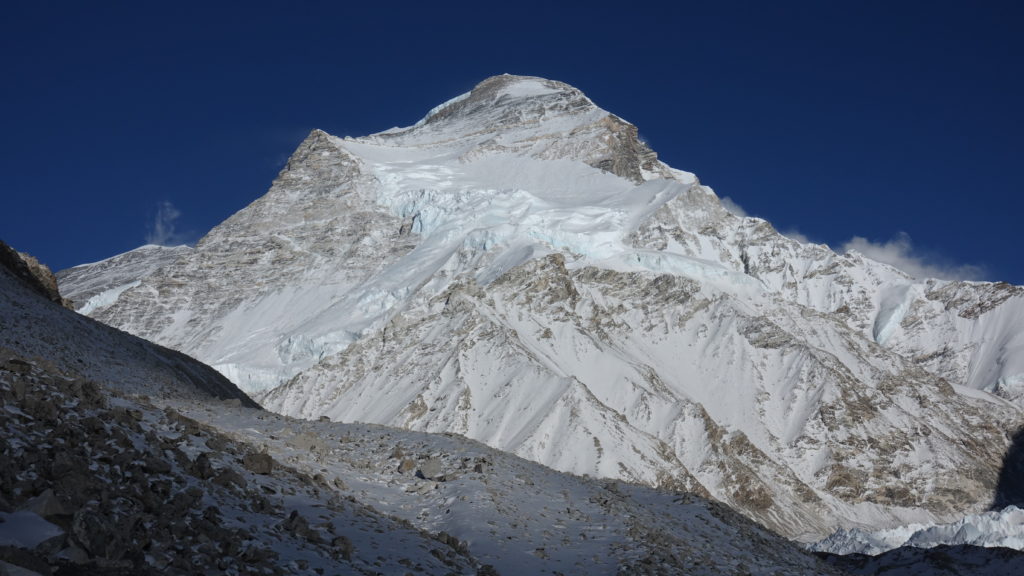 Le Cho Oyu culmine à 8201m (versant tibétain)