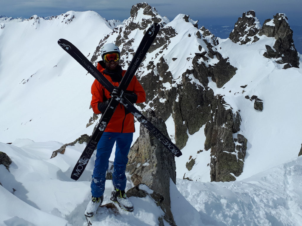 Niels teste le ski RACE PRO 85 Movement en Montagne