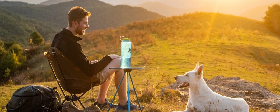 Le repos en plein air vu par Helinox