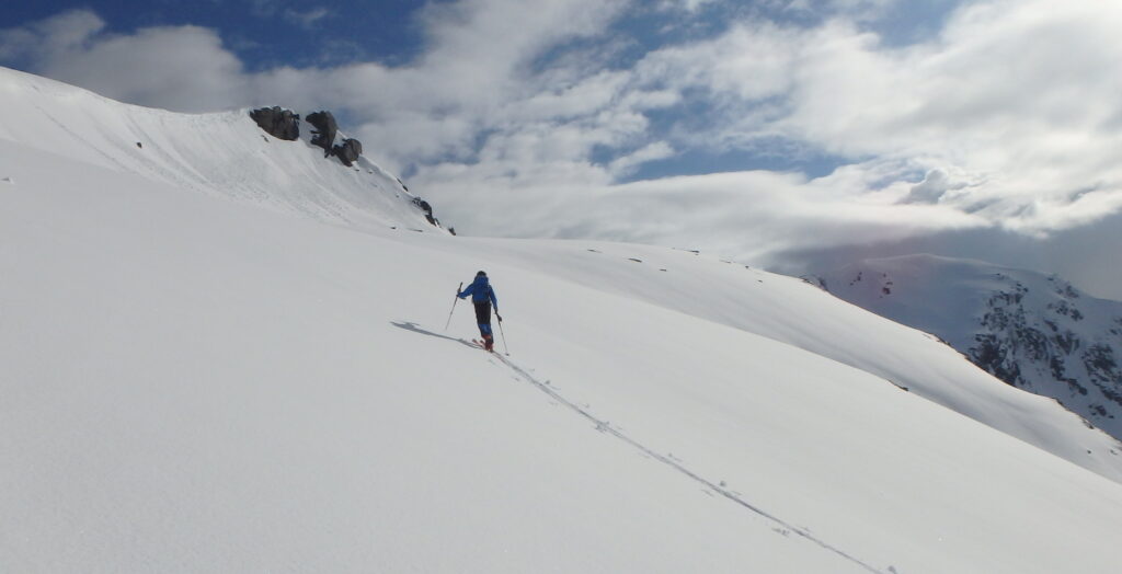 Un bon pack ski de rando et le bonheur de faire sa trace vient tout seul !