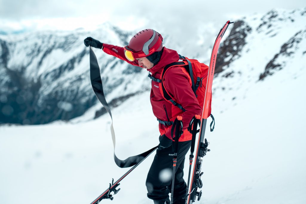 Peaux de phoque sur skis backland     ©Atomic