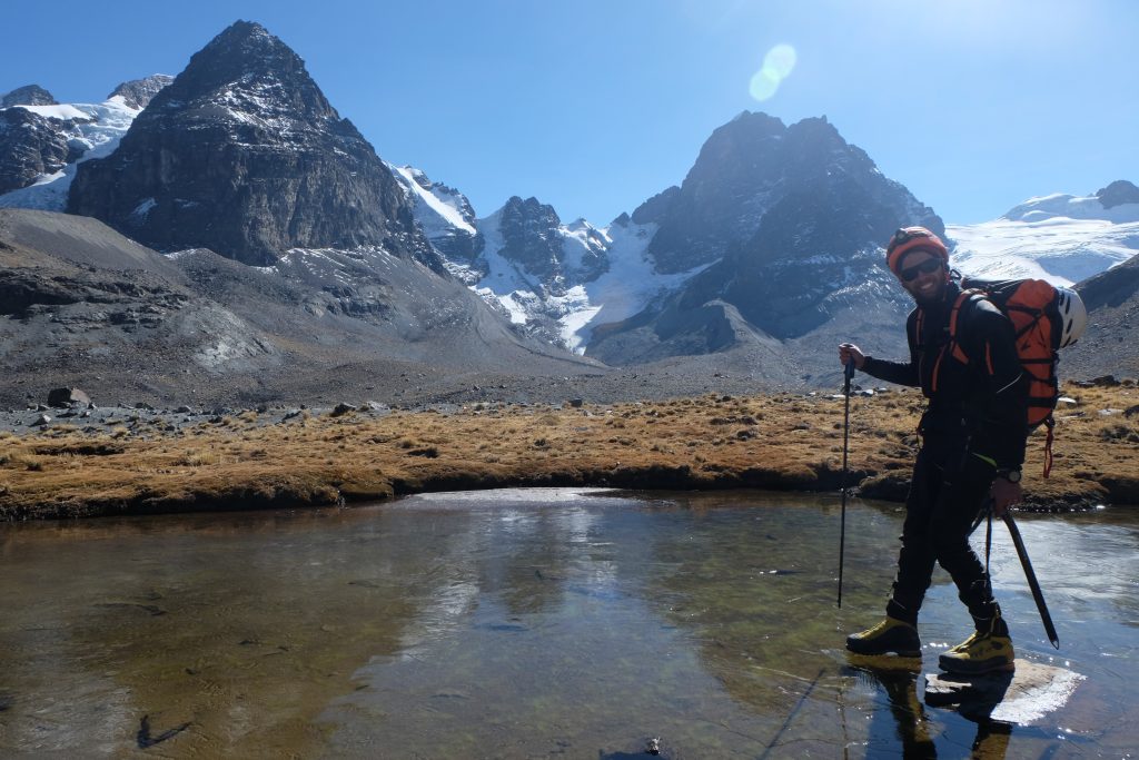 Traversée de rivière au Pérou ©Niels Cochard