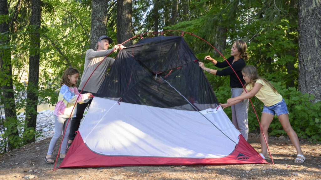 tentes-familiales ©Jesse-Simon-MSR